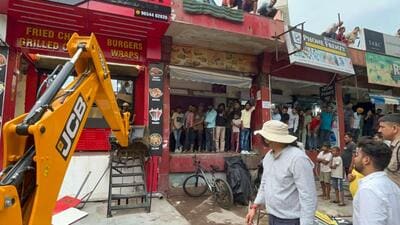 DTCP enforcement during the sealing and demolition drive in Sushant Lok on Sunday. (Parveen Kumar/HT Photo)
