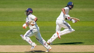 India's batters Rishabh Pant and KL Rahul run between the wickets. (PTI)