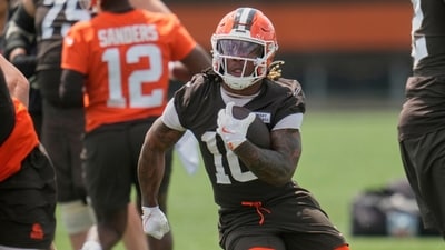 Cleveland Browns running back Quinshon Judkins (10) carries during practice at NFL football minicamp in Berea, Ohio (AP) Cleveland Browns running back Quinshon Judkins (10) carries during practice at NFL football minicamp in Berea, Ohio (AP)