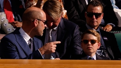 Britain's Prince William enjoying match with his son Prince George and former tennis player Lleyton Hewitt in the royal box in centre court during the men's singles final between Spain's Carlos Alcaraz and Italy's Jannik Sinner REUTERS/Andrew Couldridge (REUTERS)
