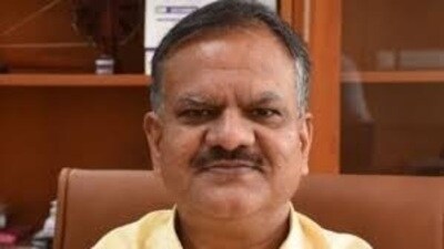 The CS warned that under no circumstance should fertilisers be sold above the prescribed retail price, whether at cooperative centres or private outlets. (FILE PHOTO) The CS warned that under no circumstance should fertilisers be sold above the prescribed retail price, whether at cooperative centres or private outlets. (FILE PHOTO)