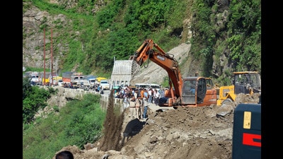 With climate change being one of the reasons, the experts have also pointed to unchecked construction, flawed development models, and ecological disregard, a leading reason for this. (Birbal Sharma/HT) With climate change being one of the reasons, the experts have also pointed to unchecked construction, flawed development models, and ecological disregard, a leading reason for this. (Birbal Sharma/HT)