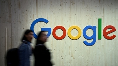 Google appears to be testing Android’s desktop mode, including windowing tools and Linux terminal support. (Reuters)