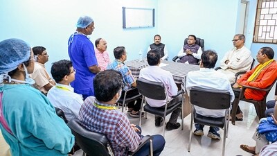 Odisha CM Mohan Charan Majhi visits AIIMS Bhubaneswar to review the treatment of a Balasore student who attempted self-immolation, in Bhubaneswar on Sunday. (ANI) Odisha CM Mohan Charan Majhi visits AIIMS Bhubaneswar to review the treatment of a Balasore student who attempted self-immolation, in Bhubaneswar on Sunday. (ANI)