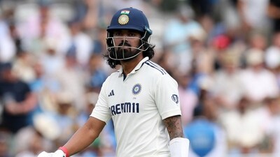 KL Rahul walks back after getting out for 39 (AP) KL Rahul walks back after getting out for 39 (AP)