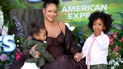 Rihanna attended the blue carpet premiere of her upcoming film, Smurfs, with her children Riot Rose Mayers and RZA Athelston. (Getty Images via AFP) Rihanna attended the blue carpet premiere of her upcoming film, Smurfs, with her children Riot Rose Mayers and RZA Athelston. (Getty Images via AFP)