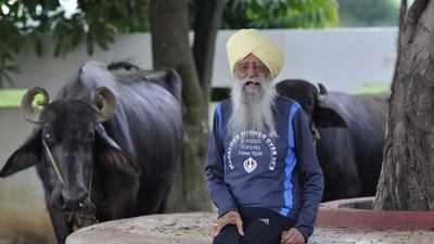 Fauja Singh, after migrating to England in the 1990s, took up running seriously at the age of 89. (HT File Photo) Fauja Singh, after migrating to England in the 1990s, took up running seriously at the age of 89. (HT File Photo)