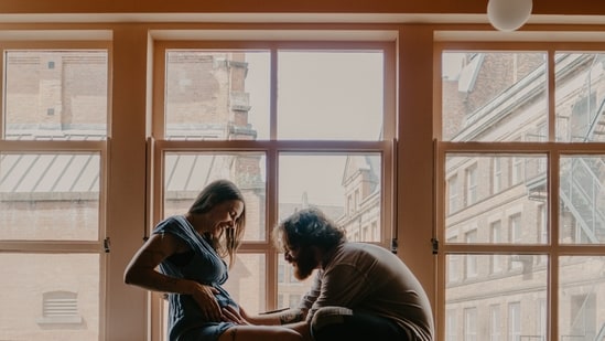 Here’s what fertility expert recommends for better IVF results. (Photo by Toa Heftiba on Unsplash)