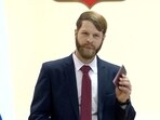 Daniel Martindale said was he "voluntarily and consciously accepting the citizenship of the Russian Federation, swear to observe the Constitution"