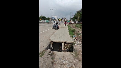 An open drain in Lucknow (File) An open drain in Lucknow (File)