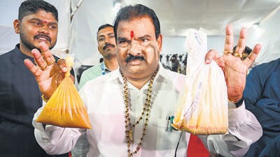 Mumbai, India. July 09, 2025: Sanjay Gaikwad, an MLA from the Shiv Sena (Shinde faction), arrived at the Maharashtra Assembly session with stale dal. He slapped a canteen staff member at the Akashwani MLA Hostel canteen who had served him the stale dal. Mumbai, India, July 09, 2025. (Photo by Raju Shinde/HT Photo) (Raju Shinde) Mumbai, India. July 09, 2025: Sanjay Gaikwad, an MLA from the Shiv Sena (Shinde faction), arrived at the Maharashtra Assembly session with stale dal. He slapped a canteen staff member at the Akashwani MLA Hostel canteen who had served him the stale dal. Mumbai, India, July 09, 2025. (Photo by Raju Shinde/HT Photo) (Raju Shinde)
