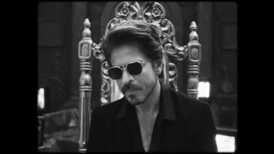 Shah Rukh Khan stars in an advertisement for Zomato Shah Rukh Khan stars in an advertisement for Zomato