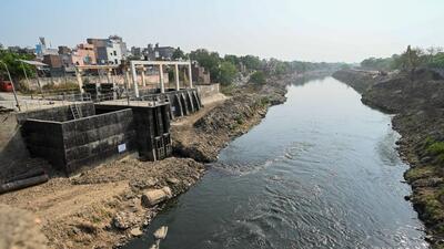 The most polluted 22km stretch of the Yamuna in Delhi, between Wazirabad and Okhla, receives effluents from dozens of drains, with Najafgarh and Shahdara being the most significant. (Sanchit Khanna/ Hindustan Times) The most polluted 22km stretch of the Yamuna in Delhi, between Wazirabad and Okhla, receives effluents from dozens of drains, with Najafgarh and Shahdara being the most significant. (Sanchit Khanna/ Hindustan Times)