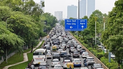 The Delhi Traffic Police has released an advisory on routes to use to avoid traffic during Kanwar Yatra. (Sunil Ghosh/HT Photo) (HT_PRINT) The Delhi Traffic Police has released an advisory on routes to use to avoid traffic during Kanwar Yatra. (Sunil Ghosh/HT Photo) (HT_PRINT)