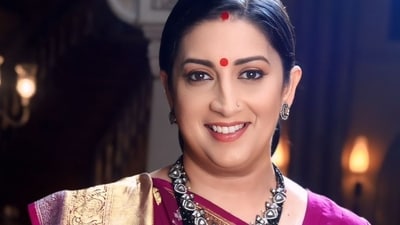 Smriti Irani's first look as Tulsi Virani from Kyunki Saas Bhi Kabhi Bahu Thi reboot was released last week. Smriti Irani's first look as Tulsi Virani from Kyunki Saas Bhi Kabhi Bahu Thi reboot was released last week.