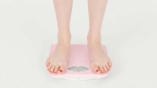 Stay on top of your health with regular weight check-ins (Pexels)