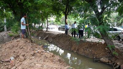 A view of the GMDA drain where the man was found. (Parveen Kumar/Hindustan Times) A view of the GMDA drain where the man was found. (Parveen Kumar/Hindustan Times)