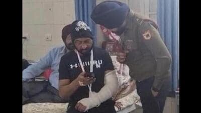 Colonel Pushpinder Singh Bath underwent treatment at the Military Hospital in Patiala after the alleged assault on March 13 by four Punjab Police inspectors and their armed subordinates in which he suffered a broken arm. (HT file photo) Colonel Pushpinder Singh Bath underwent treatment at the Military Hospital in Patiala after the alleged assault on March 13 by four Punjab Police inspectors and their armed subordinates in which he suffered a broken arm. (HT file photo)