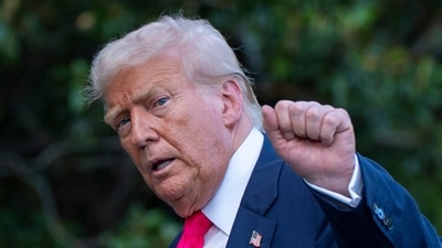 President Donald Trump's ‘swollen’ ankles and ‘bruised’ hand spark fresh concerns (AP Photo/Alex Brandon) (AP) President Donald Trump's ‘swollen’ ankles and ‘bruised’ hand spark fresh concerns (AP Photo/Alex Brandon) (AP)