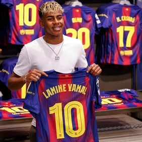 Lamine Yamal to wear Barcelona's iconic No. 10 jersey next season