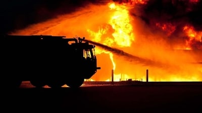 A massive fire broke out at a shopping mall in Iraq. (Representative) A massive fire broke out at a shopping mall in Iraq. (Representative)