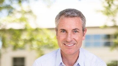 Astronomer CEO Andy Byron faces backlash on social media after being caught cheating during a Coldplay concert, prompting negative comments on LinkedIn. (Andy Byron/ Facebook) Astronomer CEO Andy Byron faces backlash on social media after being caught cheating during a Coldplay concert, prompting negative comments on LinkedIn. (Andy Byron/ Facebook)