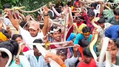 Residents from across the Mithila regions, including districts like Begusarai, Muzaffarpur, Khagaria and Saharsa take part in the fair. (Screengrab/ Instagram) Residents from across the Mithila regions, including districts like Begusarai, Muzaffarpur, Khagaria and Saharsa take part in the fair. (Screengrab/ Instagram)