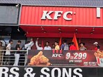 Right-wing outfit storms KFC Ghaziabad over non-veg in Sawan