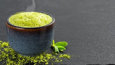 Matcha, a powdered green tea from Japan, is known for its numerous health benefits. (Freepik) Matcha, a powdered green tea from Japan, is known for its numerous health benefits. (Freepik)