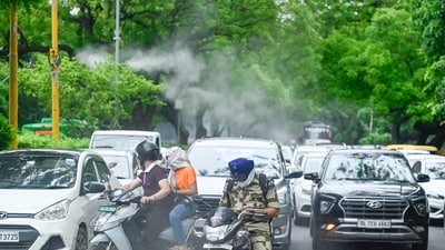 A view of mist sprayers installed for dust suppression along Lodhi Road in New Delhi. (HT File) A view of mist sprayers installed for dust suppression along Lodhi Road in New Delhi. (HT File)