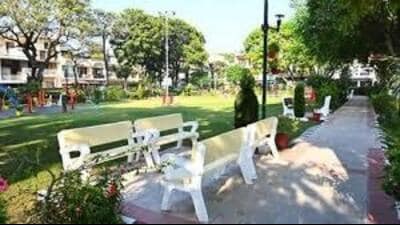 Mohali currently has 798 parks, including 39 large “special parks” and 194 parks maintained by residents welfare associations (RWAs). (HT File) Mohali currently has 798 parks, including 39 large “special parks” and 194 parks maintained by residents welfare associations (RWAs). (HT File)