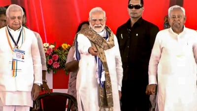 Prime Minister Narendra Modi with Bihar Governor Arif Mohammed Khan and Chief Minister Nitish Kumar during the inauguration and foundation stone laying ceremony of various developmental projects, in Motihari, Bihar, Friday, July 18, 2025. (PMO via PTI Photo)(PTI07_18_2025_000068B) (PMO) Prime Minister Narendra Modi with Bihar Governor Arif Mohammed Khan and Chief Minister Nitish Kumar during the inauguration and foundation stone laying ceremony of various developmental projects, in Motihari, Bihar, Friday, July 18, 2025. (PMO via PTI Photo)(PTI07_18_2025_000068B) (PMO)