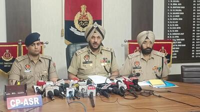 Police commissioner Gurpreet Singh Bhullar (centre) addressing a press conference in Amritsar on Friday. (Sameer Sehgal/HT) Police commissioner Gurpreet Singh Bhullar (centre) addressing a press conference in Amritsar on Friday. (Sameer Sehgal/HT)