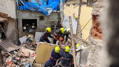 Earlier in the day at least seven people were feared trapped after a portion of a chawl collapsed in Mumbai's Bandra today morning, as per officials. (Satish Bate/Hindustan Times)