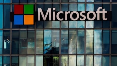 Microsoft reverses course after ProPublica report reveals China-linked work on US military cloud (Representative image) Microsoft reverses course after ProPublica report reveals China-linked work on US military cloud (Representative image)