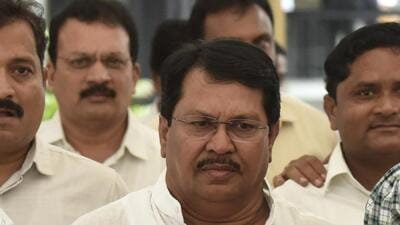 Mumbai, India - June 24, 2019: Senior Congress leader Vijay Wadettiwar was appointed as the new Leader of Opposition (LoP) in the Maharashtra Legislative Assembly at Vidhan Bhavan in Mumbai, India, on Monday, June 24, 2019. (Photo by Kunal Patil/Hindustan Times) (Kunal Patil/HT Photo) Mumbai, India - June 24, 2019: Senior Congress leader Vijay Wadettiwar was appointed as the new Leader of Opposition (LoP) in the Maharashtra Legislative Assembly at Vidhan Bhavan in Mumbai, India, on Monday, June 24, 2019. (Photo by Kunal Patil/Hindustan Times) (Kunal Patil/HT Photo)