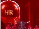 The moment Himesh Reshammiya appeared on stage, wearing his signature cap and a over-sized jacket, the crowd erupted into a frenzy. The moment Himesh Reshammiya appeared on stage, wearing his signature cap and a over-sized jacket, the crowd erupted into a frenzy.
