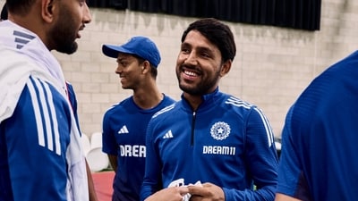 Dhruv Jurel and the other Indian players had their special fan moment. (X) Dhruv Jurel and the other Indian players had their special fan moment. (X)