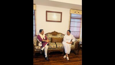 AAP’s state president Aman Arora met Maan, a first-time legislator, and conveyed to her that the party had rejected her resignation. (HT) AAP’s state president Aman Arora met Maan, a first-time legislator, and conveyed to her that the party had rejected her resignation. (HT)