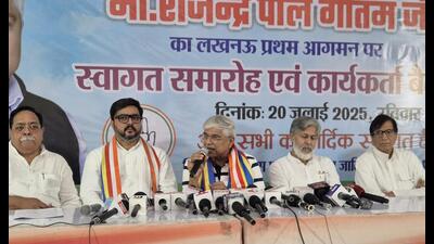 Chairman of SC department, All India Congress Committee (AICC), Rajendra Pal Gautam and other leaders during a press conference in Lucknow on Sunday. (HT Photo)