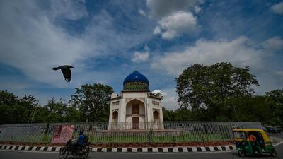 Clouds above Nizamuddin in New Delhi on Sunday. (Sanchit Khanna/HT Photo) Clouds above Nizamuddin in New Delhi on Sunday. (Sanchit Khanna/HT Photo)