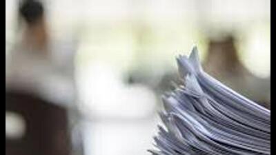 In a memorandum sent to Prime Minister Narendra Modi, Shastri said that notification for the appointment of Chairman and other member of the 8th Pay Commission is need of the hour.