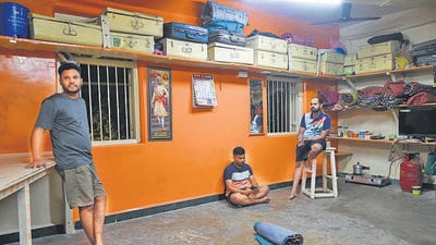 Mumbai, India. July 18, 2025: Residents from Satara District living in the community room at Arthur Road Naka area in Mumbai. Mumbai, India. July 18, 2025. (Photo by Raju Shinde/ HT Photo) (Raju Shinde) Mumbai, India. July 18, 2025: Residents from Satara District living in the community room at Arthur Road Naka area in Mumbai. Mumbai, India. July 18, 2025. (Photo by Raju Shinde/ HT Photo) (Raju Shinde)