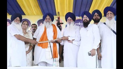Shiromani Akali Dal president Sukhbir Singh Badal during a rally at Chabal village in Tarn Taran on Sunday. (HT photo)