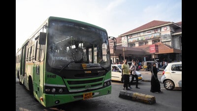 This heavy dependence on private transport has led to increased traffic congestion on the roads. (HT) This heavy dependence on private transport has led to increased traffic congestion on the roads. (HT)