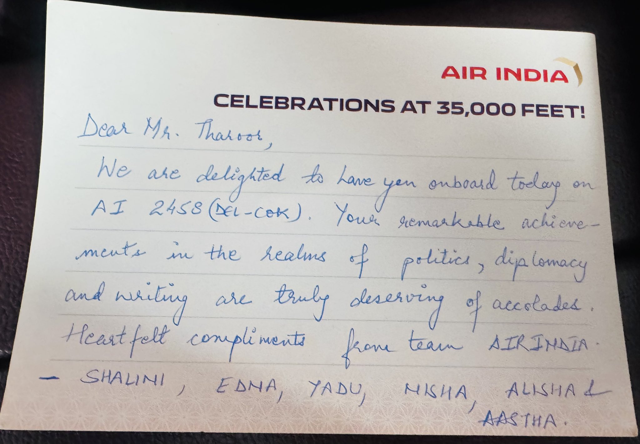 Air India crew's note to Shashi Tharoor (X/@ShashiTharoor)