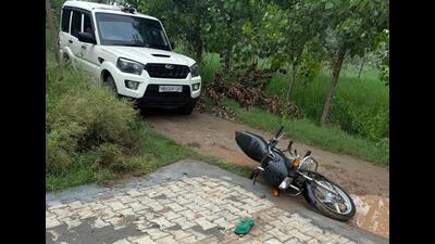 Aman Kumar was intercepted near Sirsgarh village, where his bike had slipped due to rain. (HT Photo)