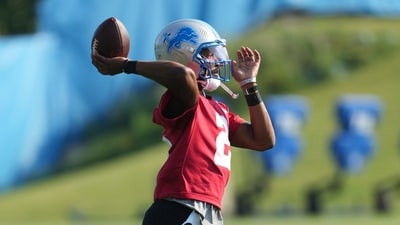 Detroit Lions quarterback Hendon Hooker (2) throws a pass during an NFL football practice in Allen Park, Mich., Monday, July 21, 2025. (AP Photo/Paul Sancya) Detroit Lions quarterback Hendon Hooker (2) throws a pass during an NFL football practice in Allen Park, Mich., Monday, July 21, 2025. (AP Photo/Paul Sancya)
