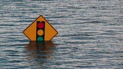 North California Coastal flood warning: The NWS notes that flooding may impact highways and parks with some road closures (Unsplash) North California Coastal flood warning: The NWS notes that flooding may impact highways and parks with some road closures (Unsplash)