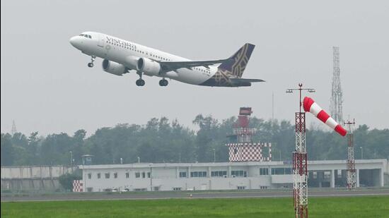 Airports in Mumbai, Bengaluru, and Hyderabad did not cross 90 incidents in any year between 2020 and 2024. (HT Archive)